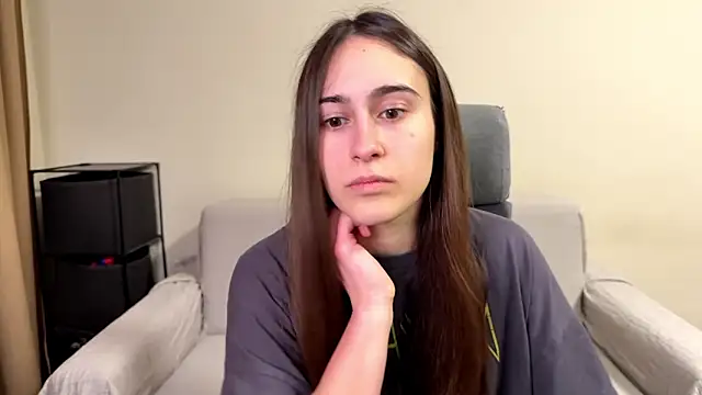 AliceKolltt online show from March 26, 9:09 pm