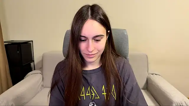 AliceKolltt online show from April 13, 7:41 pm