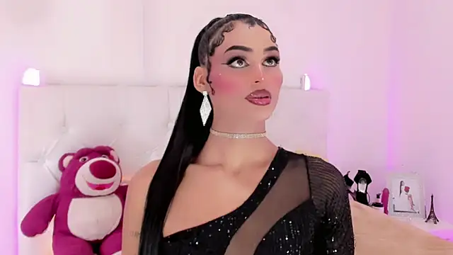 amal baddell online show from November 10, 8:19 pm