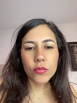 Snapshot of manuela_star chatting on May 21, 1:40 pm manuela star online show from May 21, 1:40 pm