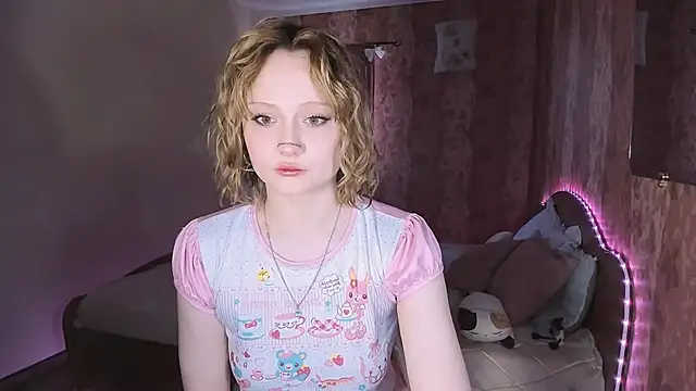 MariaMango online show from March 29, 11:10 am