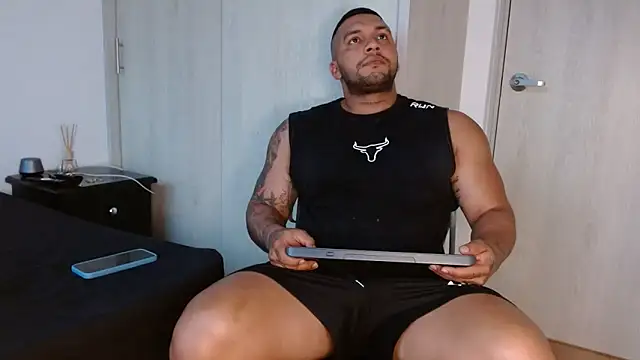 frank myles online show from March 8, 11:08 pm