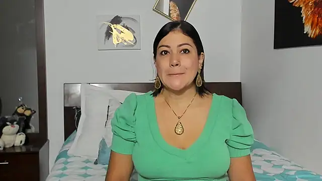 EmilyPeytonn online show from January 29, 10:58 am