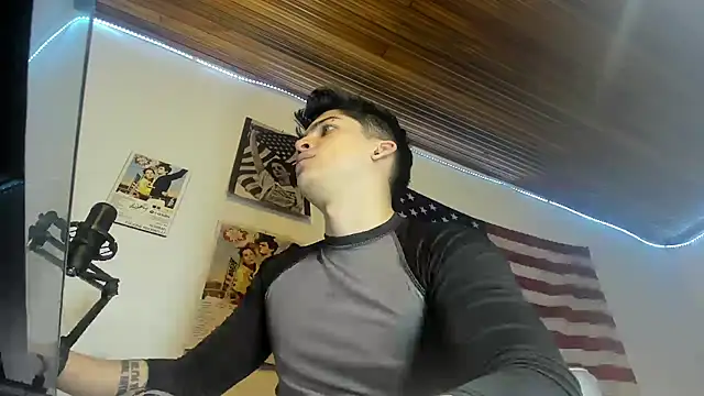 charlie hotxxx online show from March 18, 3:42 am