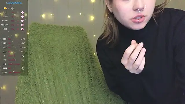 Snapshot of kortny_yo chatting on January 12, 2:14 am kortny yo online show from January 12, 2:14 am