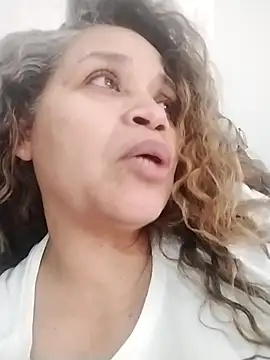 Alma Sexyy online show from December 3, 7:45 pm