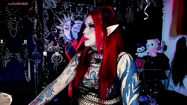 Snapshot of jannaink_ chatting on May 8, 12:38 am jannaink online show from May 8, 12:38 am