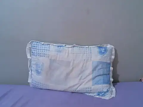 Snapshot of femaqueen chatting on March 23, 6:06 am femaqueen online show from March 23, 6:06 am