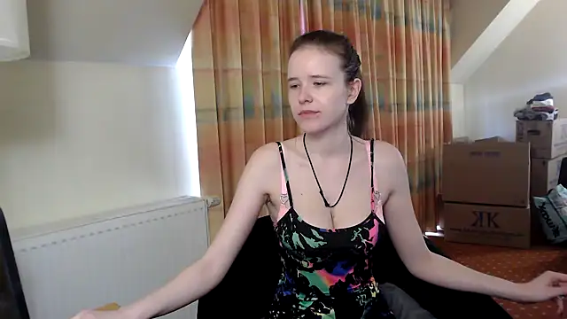 Snapshot of Princess-Lilly chatting on January 14, 2:43 pm Princess-Lilly online show from January 14, 2:43 pm