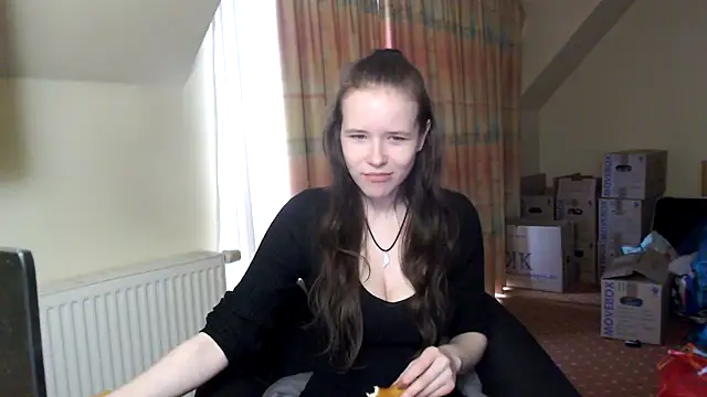 Snapshot of Princess-Lilly chatting on February 3, 1:40 pm Princess-Lilly online show from February 3, 1:40 pm