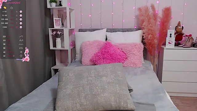 Snapshot of PornoGirlX chatting on January 29, 5:09 am PornoGirlX online show from January 29, 5:09 am