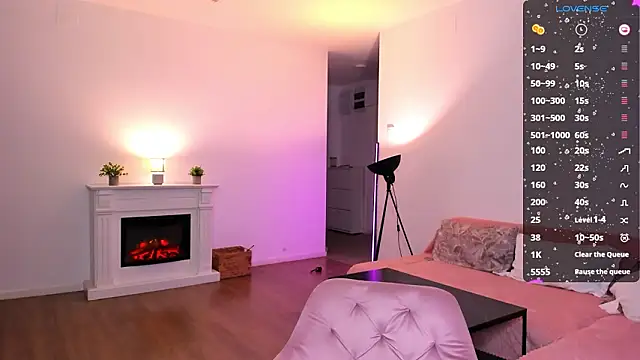 AnysaSmith online show from February 1, 9:13 pm