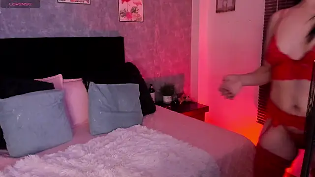 Nathaly-Lopez online show from February 9, 1:25 pm