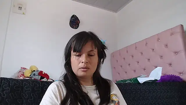 Snapshot of Aliciaheart chatting on November 11, 7:36 pm Aliciaheart online show from November 11, 7:36 pm