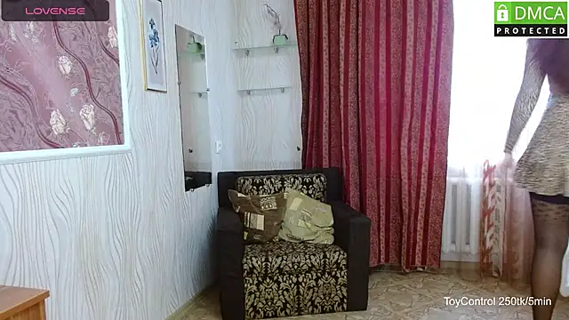 Snapshot of Linda_Ernestine chatting on November 27, 7:43 am Linda Ernestine online show from November 27, 7:43 am