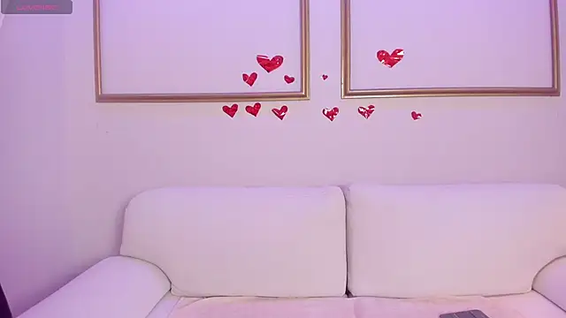 lexiethompson  online show from February 16, 12:12 pm