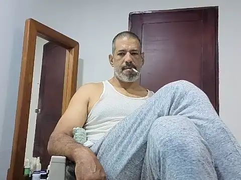 Snapshot of jackbigcock11 chatting on May 22, 11:16 am jackbigcock11 online show from May 22, 11:16 am