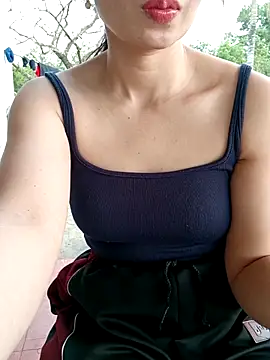 Snapshot of Blythe_69 chatting on March 12, 10:16 am Blythe 69 online show from March 12, 10:16 am