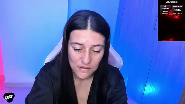 Saskyaa online show from March 17, 1:25 pm