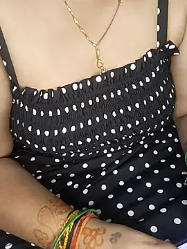 Snapshot of Sona_sonam chatting on February 26, 8:33 pm Sona sonam online show from February 26, 8:33 pm