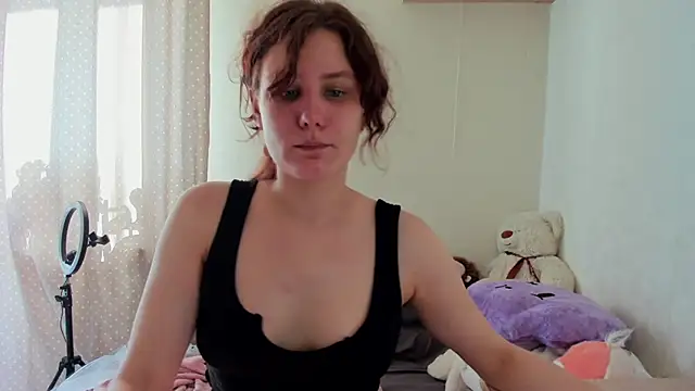 Snapshot of Charlotte_wow chatting on August 1, 2:38 pm Charlotte wow online show from August 1, 2:38 pm