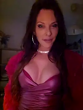 Snapshot of Luna_Kitanna chatting on December 27, 9:22 pm Luna Kitanna online show from December 27, 9:22 pm