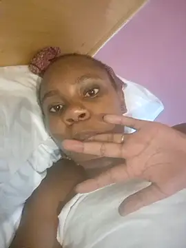 pinkiechebet online show from February 4, 11:53 pm