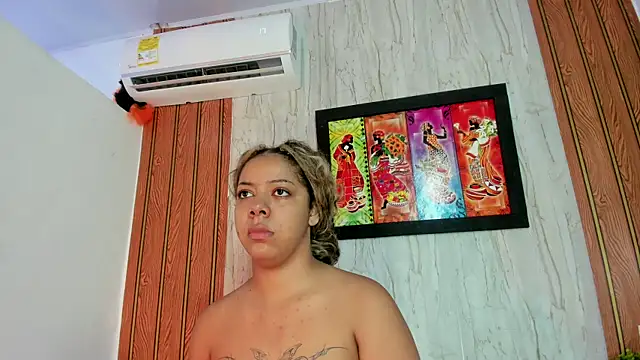 Alika01 online show from March 31, 2:28 pm