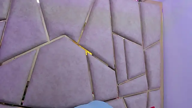 Kloe Candy1 online show from April 13, 5:57 am