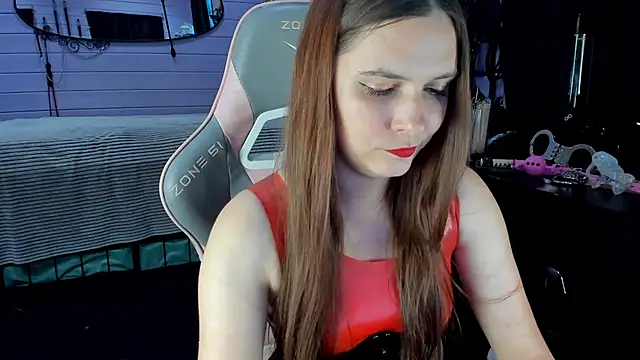 Snapshot of Stroynyash chatting on June 9, 6:30 pm Stroynyash online show from June 9, 6:30 pm
