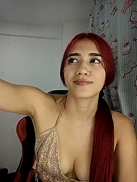 Snapshot of karol_cortes_18 chatting on March 4, 2:06 am karol cortes 18 online show from March 4, 2:06 am