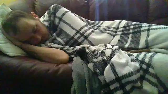 Snapshot of sdmsilver1983 chatting on March 8, 12:41 pm sdmsilver1983 online show from March 8, 12:41 pm