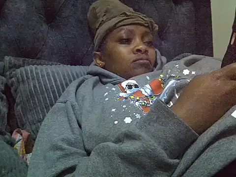 Brown sexy online show from November 12, 6:30 pm