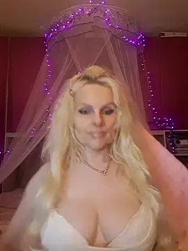 Angeldevilus online show from June 11, 11:58 pm