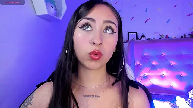  cloe martinez online show from March 21, 1:45 am