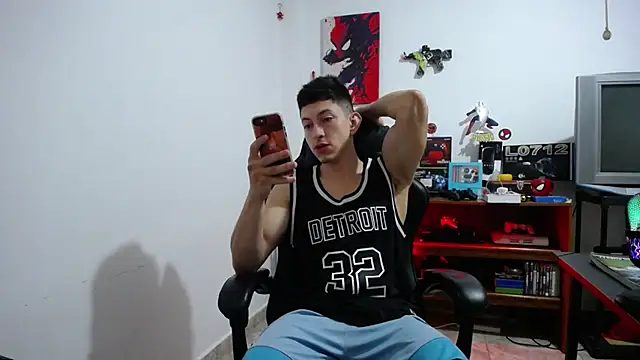 Iam yourbabyprincess XD online show from February 4, 5:13 am