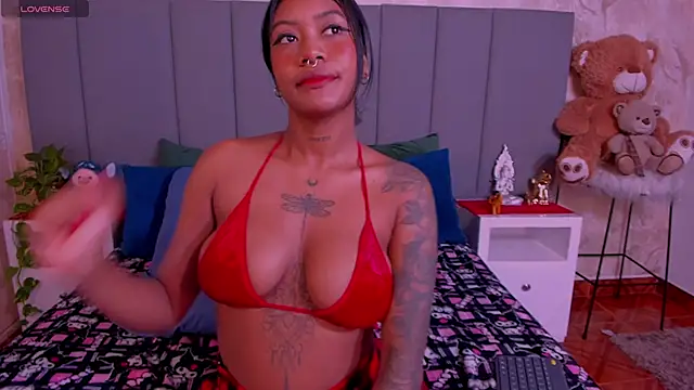 JulianaMiller online show from February 5, 1:26 am