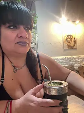 Snapshot of Sensualmente333 chatting on July 28, 12:48 pm Sensualmente333 online show from July 28, 12:48 pm