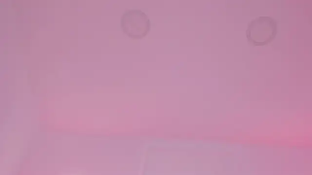 sarah-bonneth online show from April 18, 12:09 pm