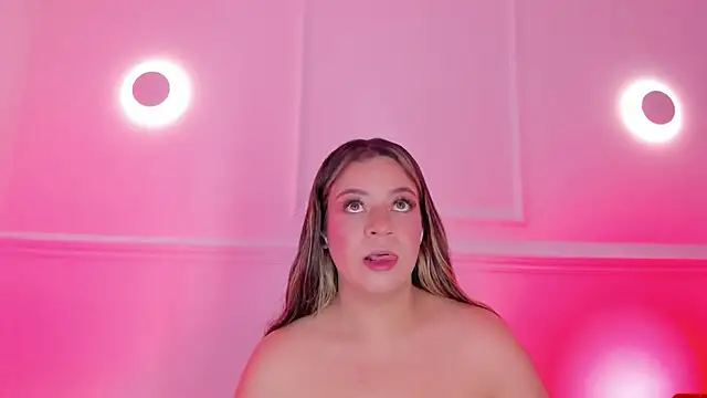 sarah-bonneth online show from April 26, 1:20 pm