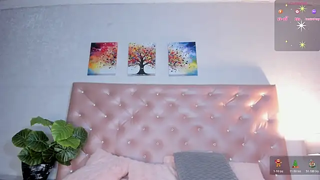 paulinasaeEnz online show from April 16, 1:23 pm