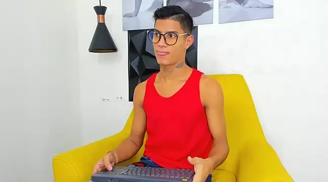 Snapshot of xbrefranco chatting on February 18, 2:38 pm xbrefranco online show from February 18, 2:38 pm