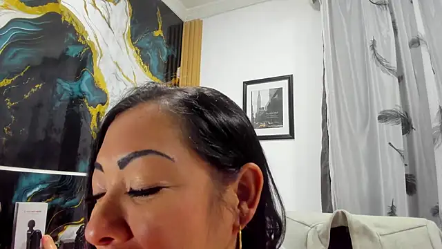 Snapshot of MelissaaCortes chatting on June 16, 1:30 am MelissaaCortes online show from June 16, 1:30 am