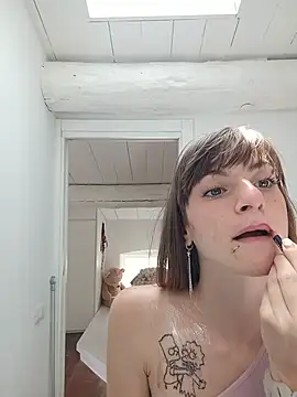 Snapshot of Cristina02 chatting on June 3, 10:51 am Cristina02 online show from June 3, 10:51 am