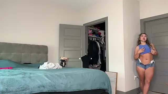 ElenaErickson online show from January 22, 11:43 pm