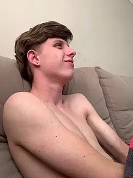 Snapshot of Diego17age chatting on September 15, 5:24 pm Diego17age online show from September 15, 5:24 pm