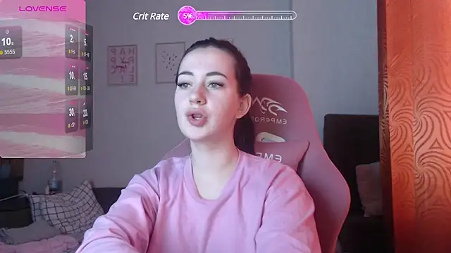 Snapshot of SweetieKendl chatting on February 15, 10:00 am SweetieKendl online show from February 15, 10:00 am