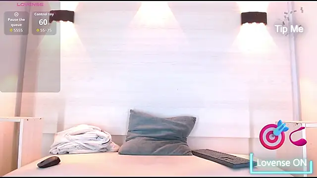 Snapshot of jeic_18 chatting on September 25, 11:47 am jeic 18 online show from September 25, 11:47 am