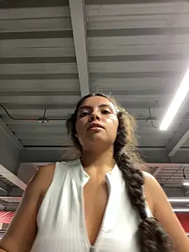 Snapshot of Nathcurly_ chatting on January 24, 5:21 am Nathcurly online show from January 24, 5:21 am