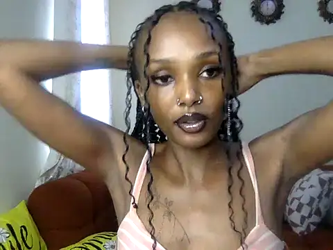 mavelous mia online show from June 4, 10:32 am